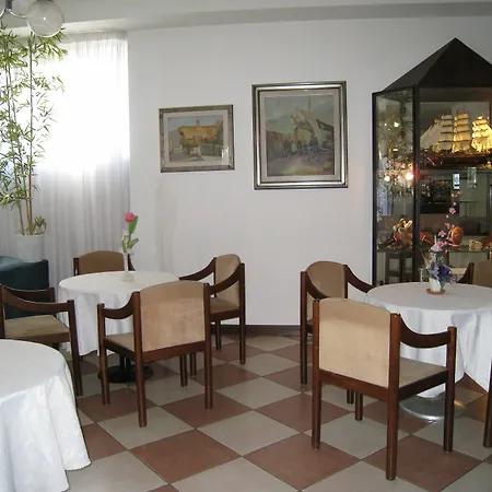 Hotel Boomerang Salsomaggiore Terme