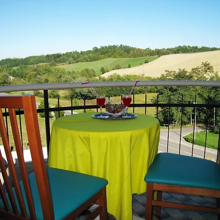 Boomerang Hotel 3*