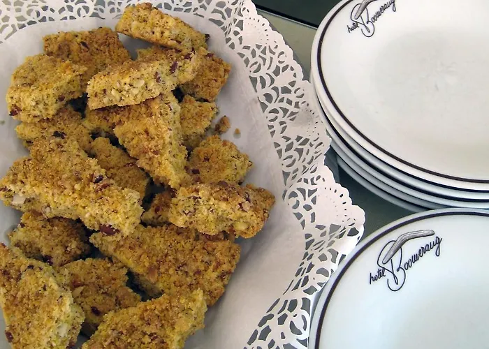 Boomerang - Check-in & Meals In Front At Sporting 3*