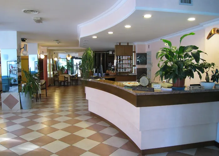 Ξενοδοχείο Boomerang - Check-in & Meals In Front At Sporting Salsomaggiore Terme