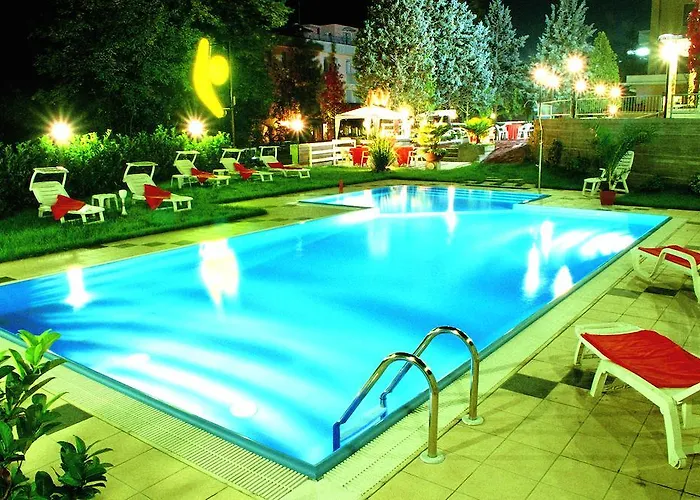 Boomerang - Check-in & Meals In Front At Sporting 3* Salsomaggiore Terme