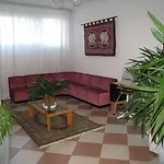 Boomerang - Check-in & Meals In Front At Sporting Hotel 3*