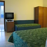 Boomerang - Check-in & Meals In Front At Sporting Hotel Salsomaggiore Terme