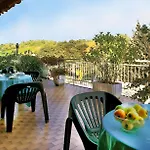 Hotel Boomerang - Check-in & Meals In Front At Sporting 3*