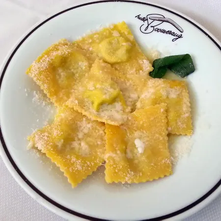 Boomerang - Check-in & Meals In Front At Sporting 3*