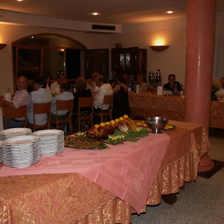 Boomerang - Check-in & Meals In Front At Sporting 3* Salsomaggiore Terme