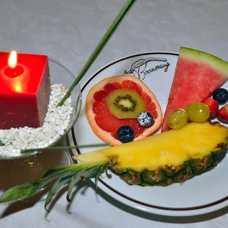 Boomerang - Check-in & Meals In Front At Sporting Hotel Tabiano Terme