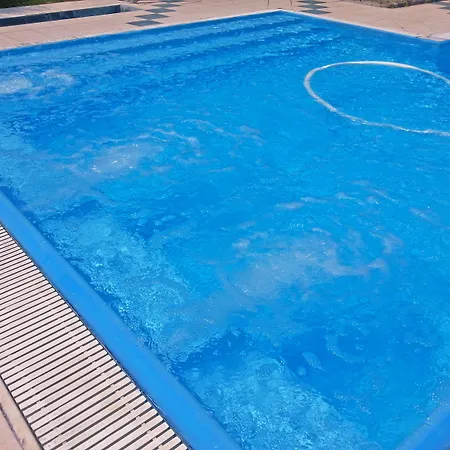 Отель Boomerang - Check-in & Meals In Front At Sporting Сальсомаджоре-Терме