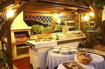 Boomerang - Check-in & Meals In Front At Sporting Tabiano Terme
