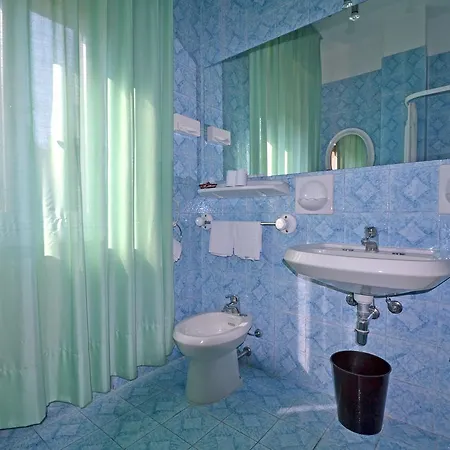 Boomerang - Check-in & Meals In Front At Sporting Tabiano Terme