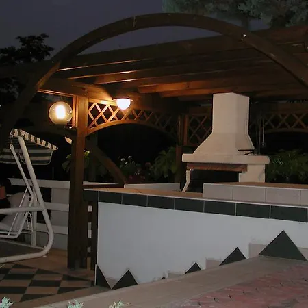 Boomerang Hotel