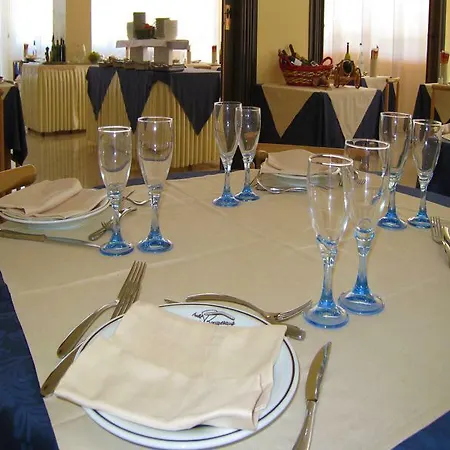 Boomerang - Check-in & Meals In Front At Sporting Hotel Tabiano Terme