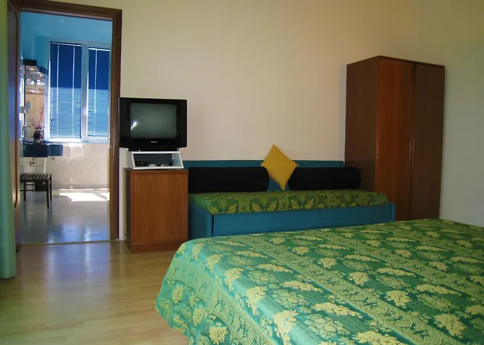 Boomerang - Check-in & Meals In Front At Sporting Salsomaggiore Terme