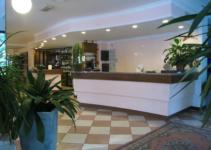 Boomerang - Check-in & Meals In Front At Sporting Salsomaggiore Terme