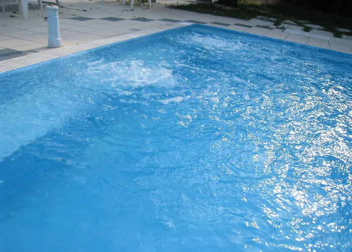 Boomerang - Check-in & Meals In Front At Sporting Ξενοδοχείο