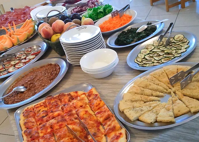 Boomerang - Check-in & Meals In Front At Sporting Ξενοδοχείο