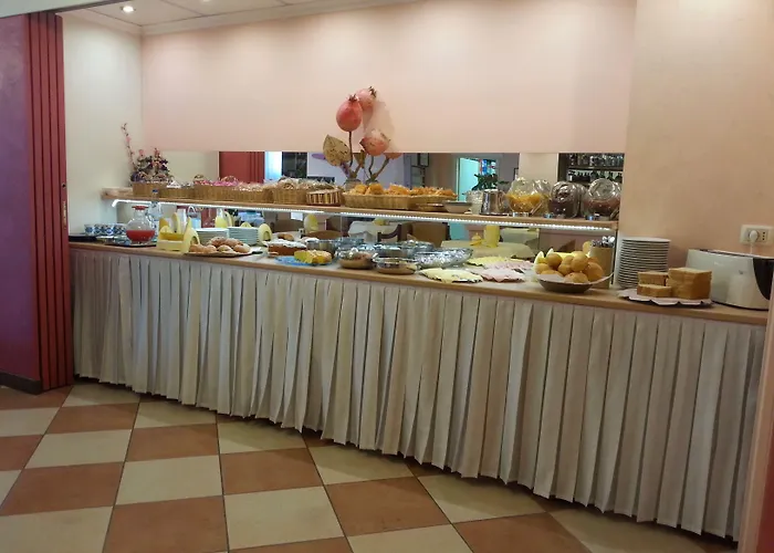 Boomerang - Check-in & Meals In Front At Sporting 3* Salsomaggiore Terme