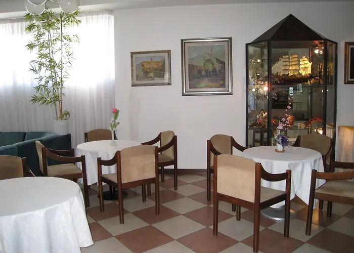 Ξενοδοχείο Boomerang - Check-in & Meals In Front At Sporting Salsomaggiore Terme