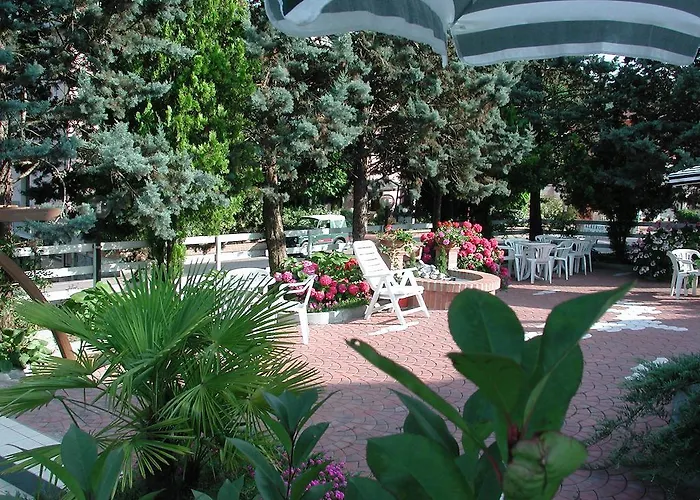 Ξενοδοχείο Boomerang - Check-in & Meals In Front At Sporting 3*