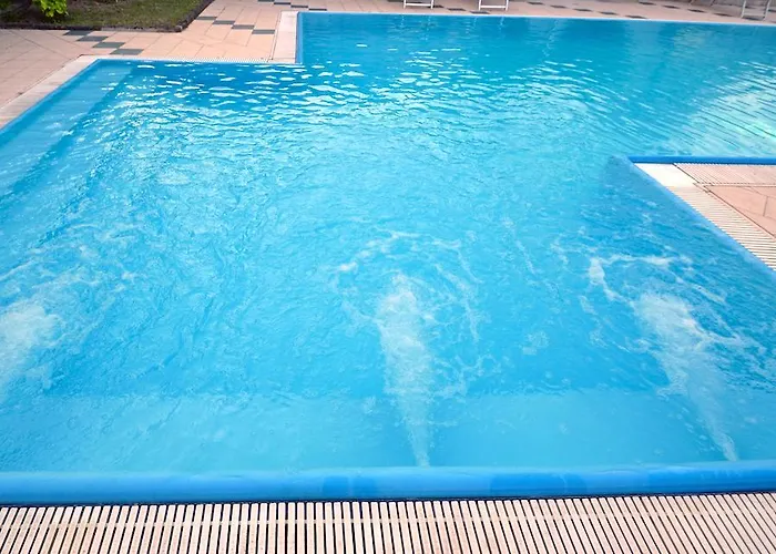 Boomerang - Check-in & Meals In Front At Sporting Salsomaggiore Terme